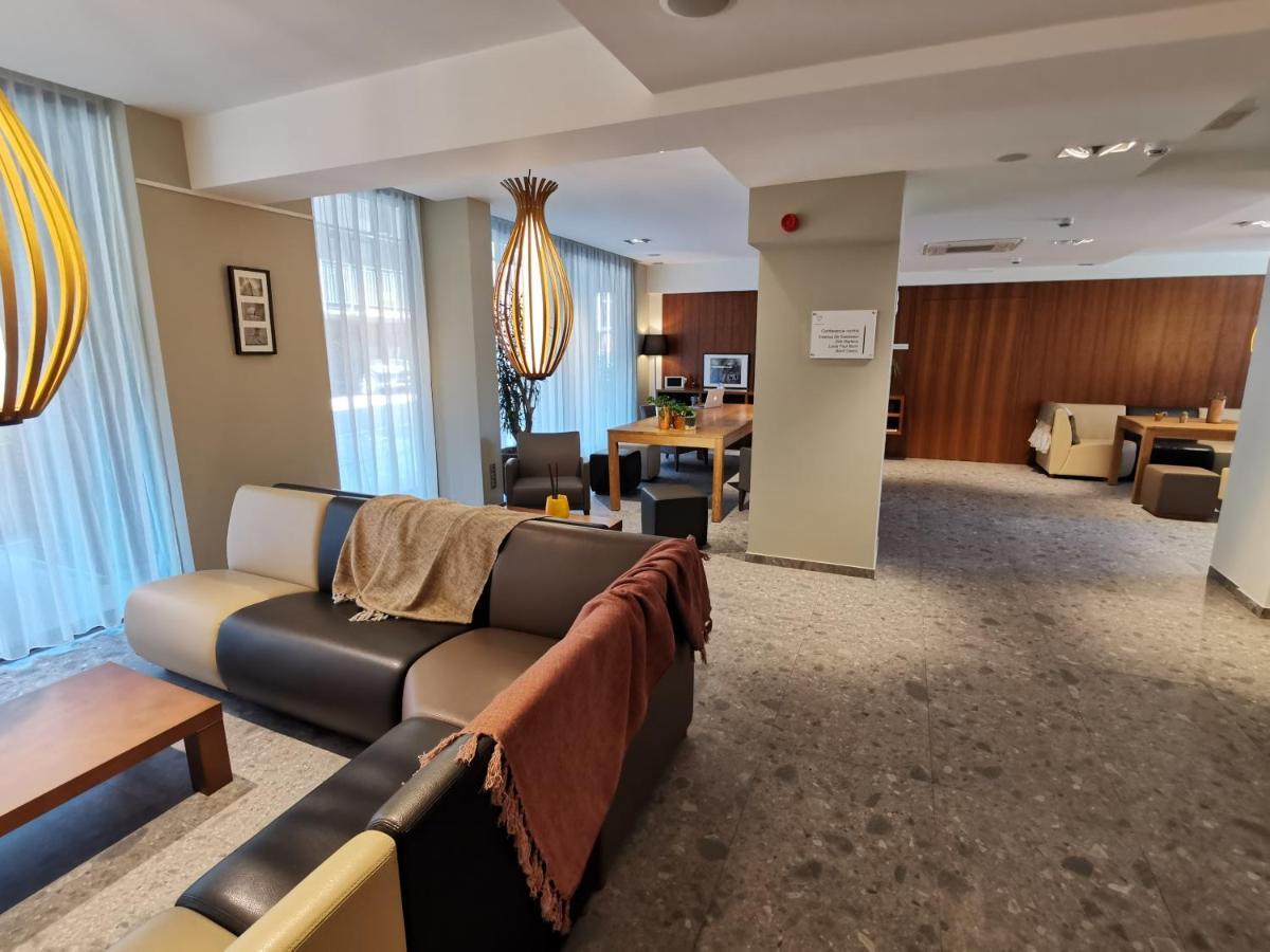 Tower Hotel אאלסט מראה חיצוני תמונה