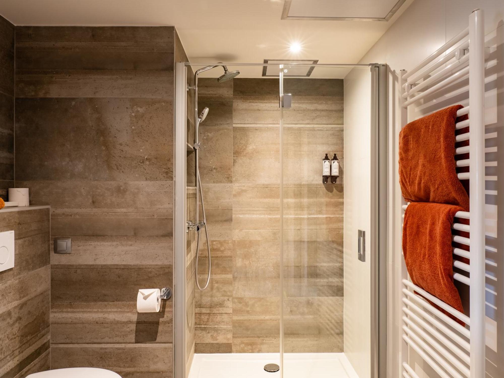 Tower Hotel אאלסט מראה חיצוני תמונה
