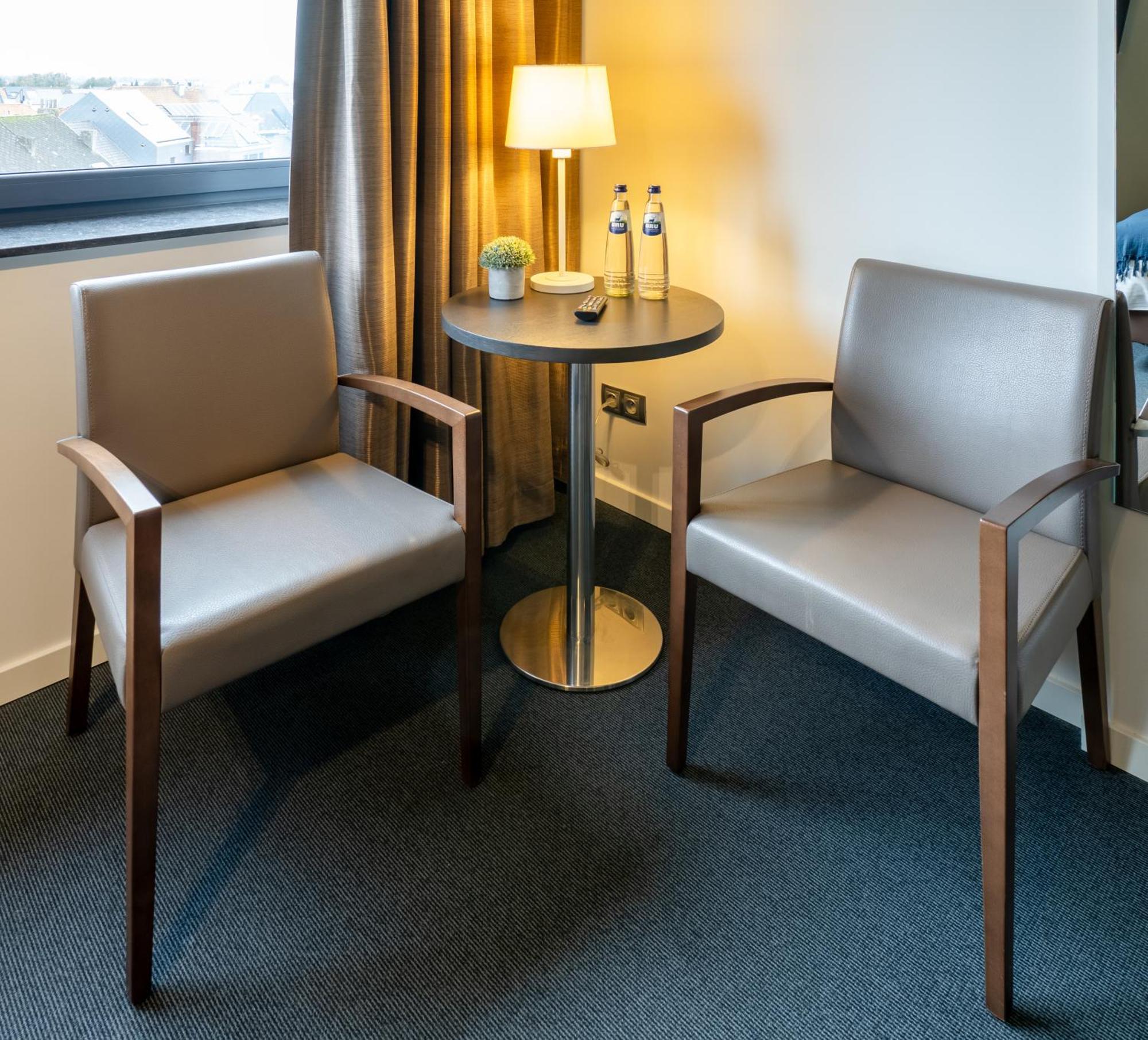 Tower Hotel אאלסט מראה חיצוני תמונה