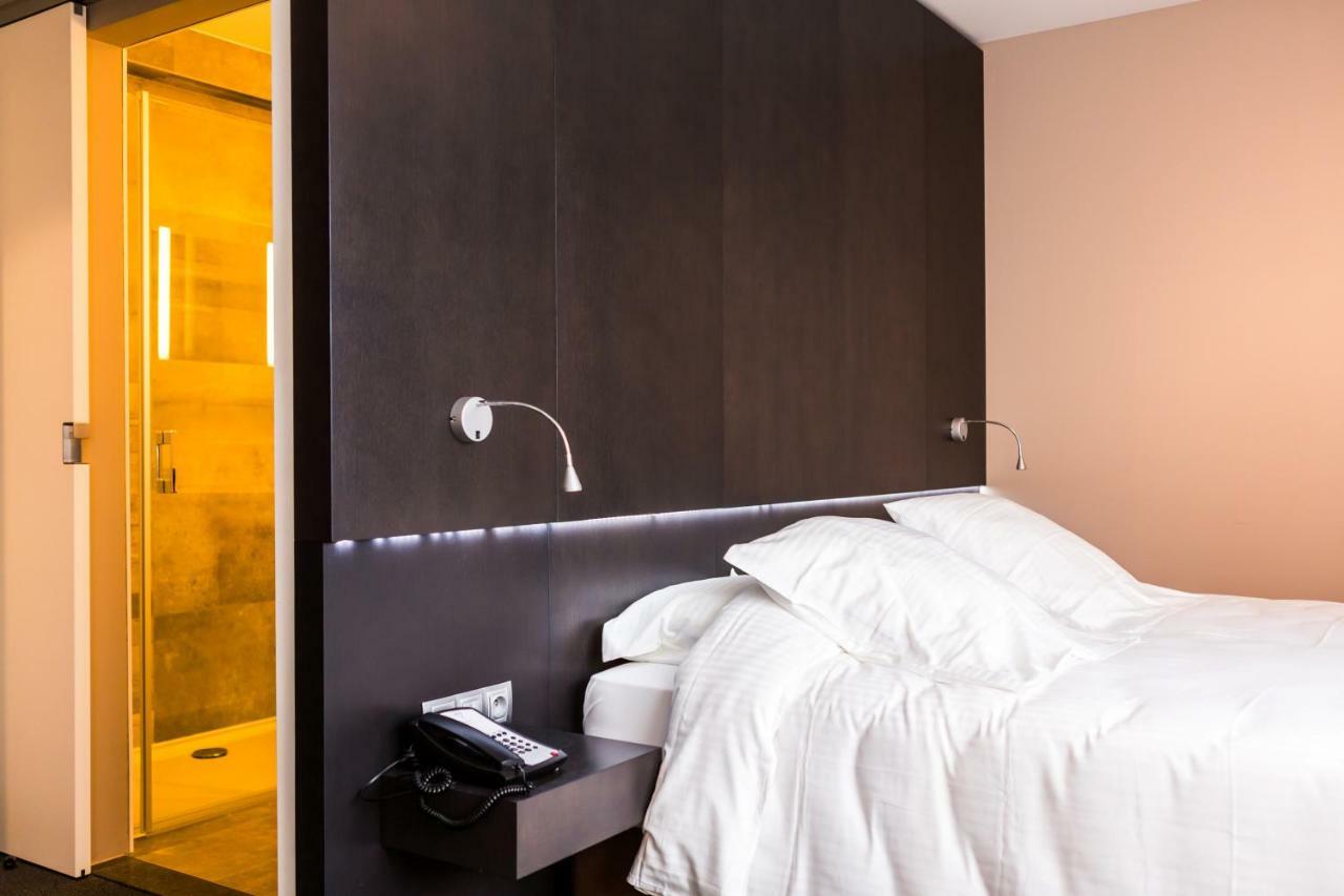 Tower Hotel אאלסט מראה חיצוני תמונה